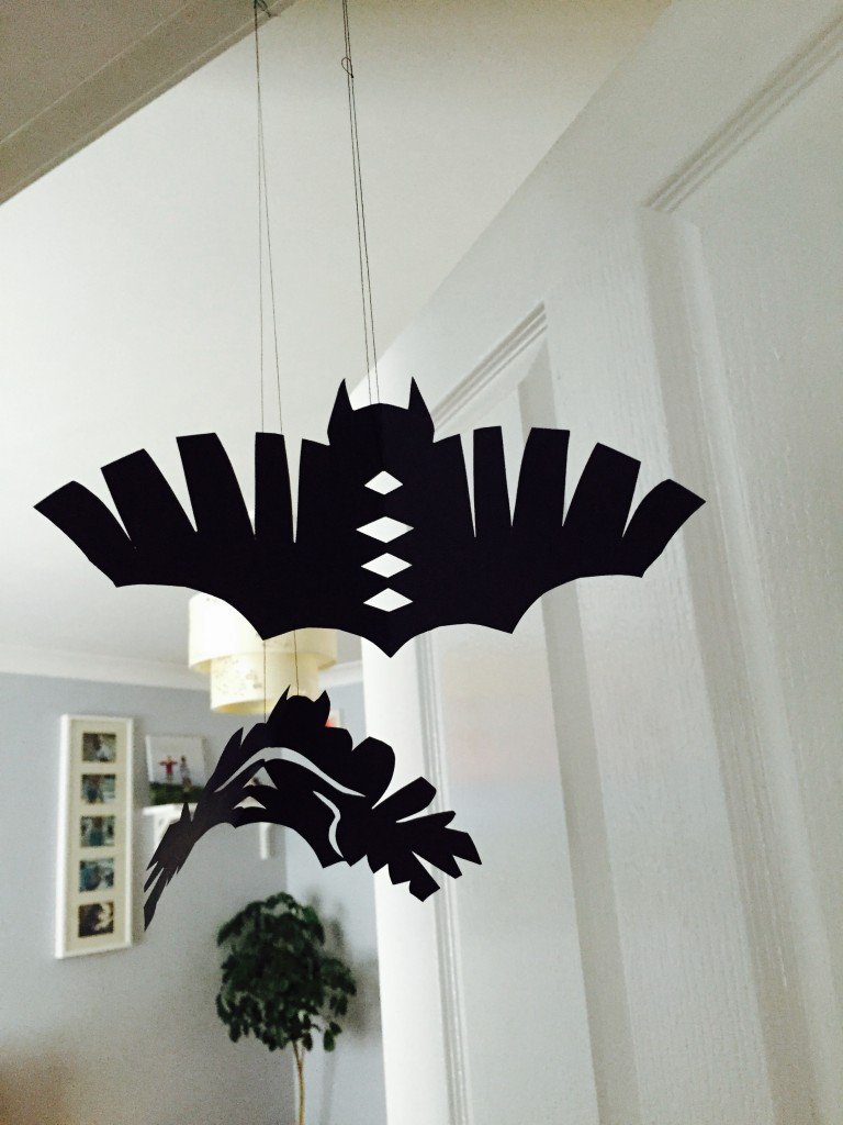 halloween-hanging-bats